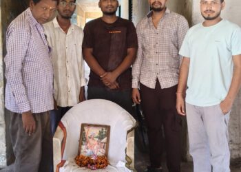 Jharkhand palamu – पलामू में शहादत दिवस पर धरती आबा भगवान बिरसा मुंडा को किया नमन, बेरोजगार संघर्ष मोर्चा ने दी श्रद्धांजलि Jharkhand palamu – पलामू में शहादत दिवस पर धरती आबा भगवान बिरसा मुंडा को किया नमन, बेरोजगार संघर्ष मोर्चा ने दी श्रद्धांजलि