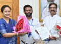 Jharkhand rajyasabha member meets cm : मुख्यमंत्री हेमन्त सोरेन से नव निर्वाचित राज्यसभा सांसद बैद्यनाथ राम ने की मुलाकात, दिखायी एकजुटता Jharkhand rajyasabha member meets cm : मुख्यमंत्री हेमन्त सोरेन से नव निर्वाचित राज्यसभा सांसद बैद्यनाथ राम ने की मुलाकात, दिखायी एकजुटता