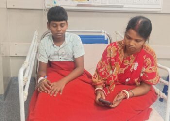 Jamshedpur hospital negligence- मानगो में एक्सपायरी दवा खाने के बाद बच्चे की तबीयत बिगड़ी, अस्पताल में भर्ती