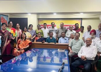 Jamshedpur tulsi bhawan : तुलसी भवन में मनी सुप्रसिद्ध साहित्यकार बाबा नागार्जुन की जयंती, काव्य कलश के तहत 35 साहित्यकारों ने  पढ़ीं स्वरचित कविताएं