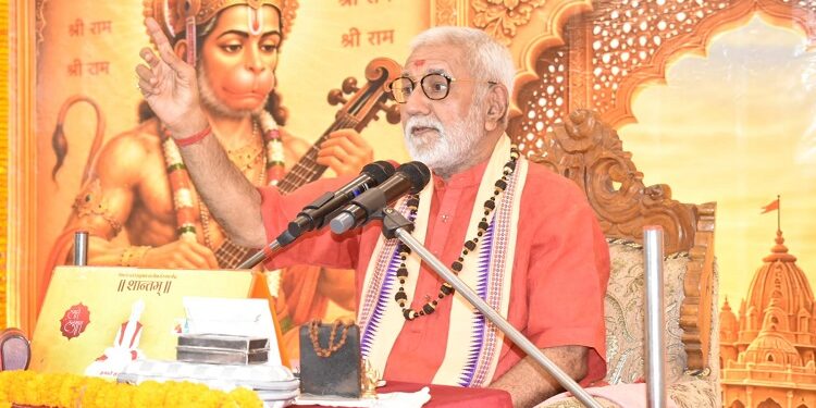 Jamshedpur jugsalai rajsthan shiv mandir vyajhyan : जुगसलाई राजस्थान शिवमंदिर में पं विजय शंकर मेहता का व्याख्यान हुआ संपन्न, पं मेहता ने कहा – परिवार नहीं बचा तो बारूद का ढेर बन जाएगा सारा विकास Jamshedpur jugsalai rajsthan shiv mandir vyajhyan : जुगसलाई राजस्थान शिवमंदिर में पं विजय शंकर मेहता का व्याख्यान हुआ संपन्न, पं मेहता ने कहा – परिवार नहीं बचा तो बारूद का ढेर बन जाएगा सारा विकास