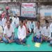 Jharkhand deoghar mnrega workers appeal : देवघर के हड़ताली मनरेगा कर्मियों की सीएम व ग्रामीण विकास मंत्री से मार्मिक अपील, कहा- संघर्ष नहीं समाधान उनकी मांग, 90 दिन से जारी हड़ताल से चरमराई आर्थिक स्थिति Jharkhand deoghar mnrega workers appeal : देवघर के हड़ताली मनरेगा कर्मियों की सीएम व ग्रामीण विकास मंत्री से मार्मिक अपील, कहा- संघर्ष नहीं समाधान उनकी मांग, 90 दिन से जारी हड़ताल से चरमराई आर्थिक स्थिति