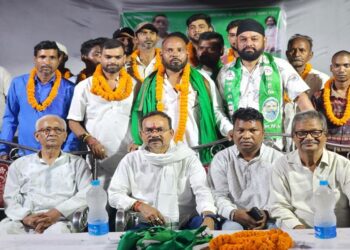 jamshedpur jmm success : युवाओं और महिलाओं ने जुगसलाई के विधायक के समक्ष झामुमो का दामन थामा, मंगल कालिंदी ने कहा – विकास कार्यों को देखते हुए युवाओं और महिलाओं की रुझान झामुमो की ओर बढ़ रहा है jamshedpur jmm success : युवाओं और महिलाओं ने जुगसलाई के विधायक के समक्ष झामुमो का दामन थामा, मंगल कालिंदी ने कहा – विकास कार्यों को देखते हुए युवाओं और महिलाओं की रुझान झामुमो की ओर बढ़ रहा है