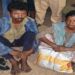 Jamshedpur rural two arrested for child abduction : हल्दीपोखर में ग्रामीणों ने बच्चा चोरी के संदेह में महिला व पुरुष को पकड़ा, साथ रखे बच्चे का नाम तक नहीं बता पाये दोनों, ग्रामीणों ने दोनों को किया कोवाली पुलिस के हवाले