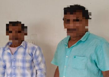 Jamshedpur rural two accused arrested : गालूडीह के बड़बिल गांव में तलवारबाजी के दो आरोपी गिरफ्तार, पुलिस ने दोनों को न्यायिक हिरासत में भेजा जेल
