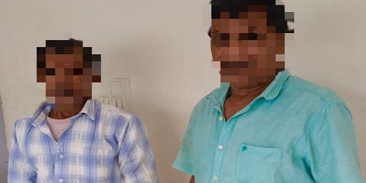 Jamshedpur rural two accused arrested : गालूडीह के बड़बिल गांव में तलवारबाजी के दो आरोपी गिरफ्तार, पुलिस ने दोनों को न्यायिक हिरासत में भेजा जेल