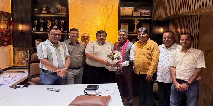 Jharkhand all india agrawal sammelan visit : अखिल भारतीय अग्रवाल सम्मेलन के दल ने धनबाद-गोविंदपुर का किया संगठनात्मक दौरा, युवा संगठन अध्यक्ष के नेतृत्व में युवा इकाइयों के गठन की बनी रणनीति