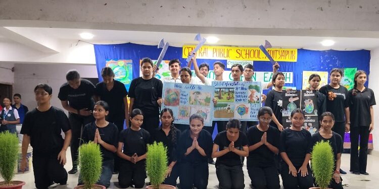 Adityapur central public school : आदित्यपुर सेंट्रल पब्लिक स्कूल में “मिशन ग्रीन अर्थ” कार्यक्रम आयोजित, पर्यावरण संरक्षण विषयक गोष्ठी व अन्य कार्यक्रम हुए आयोजित