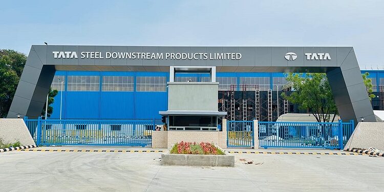 tata steel tsdpl wage revision : टीएसडीपीएल कंपनी में वेज रिवीजन का मामला गरमाया, एनएस ग्रेड के लोगों के साथ भिड़े यूनियन के लोग tata steel tsdpl wage revision : टीएसडीपीएल कंपनी में वेज रिवीजन का मामला गरमाया, एनएस ग्रेड के लोगों के साथ भिड़े यूनियन के लोग