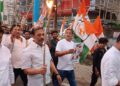 Jharkhand deoghar youth congress  julus : नीट पेपर लीक के विरोध में देवघर युवा कांग्रेस ने निकाला मशाल जुलूस, जिला अध्यक्ष आशीष भारद्वाज ने किया नेतृत्व