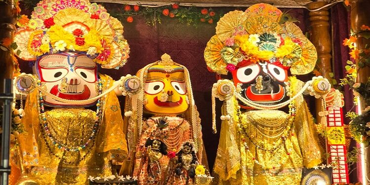 Jharkhand deoghar snan yatra : देवघर इस्कॉन की ओर से रथ यात्रा महोत्सव की तैयारियां जोरों पर, सोमवार को स्नान यात्रा के साथ होगी अनुष्ठानों की शुरुआत