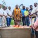 Jamshedpur rural guru lako bodra death anniversary : जमशेदपुर के सजकनडीह में पुण्यतिथि पर याद किये गए गुरु लको बोदरा, समाज के लोगों ने प्रतिमा पर अर्पित किये श्रद्धा के फूल, युवाओं को उनके मार्ग पर चलने के लिए किया गया प्रेरित