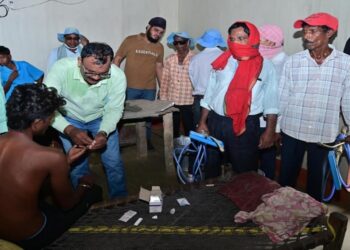 Jamshedpur rural brain malaria : जमशेदपुर के पोटका में ब्रेन मलेरिया से एक और बच्ची की मौत, ब्रेन मलेरिया बीमारी से क्षेत्र में अब तक चार लोग मरे, सोमवार को जांच में 40 के पीड़ित होने की हुई पुष्टि