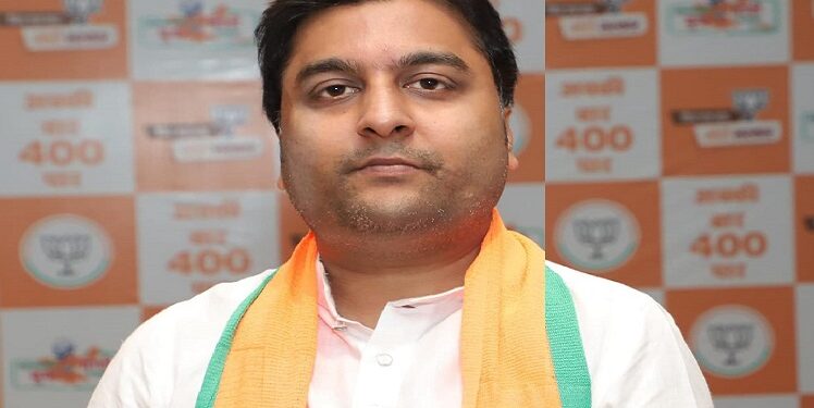 Jamshedpur bjym demand : भाजयुमो प्रदेश सचिव ने जमशेदपुर में अपराधियों के बढ़ते हौसले पर उठाये सवाल, कहा – राज्य में कानून व्यवस्था पूरी तरह ध्वस्त,उच्चस्तरीय जांच व कठोर कार्रवाई की रखी मांग
