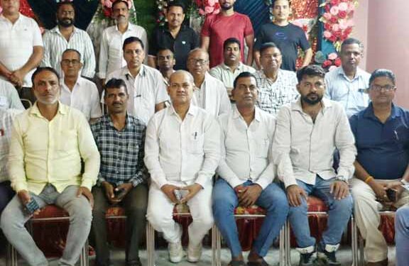 jharkhand rjd : बिहार के पूर्व सीएम लालू यादव के 79वें जन्मदिन पर कटेगा 79 पाउंड का केक, लालू विचार केंद्र ने की तैयारी jharkhand rjd : बिहार के पूर्व सीएम लालू यादव के 79वें जन्मदिन पर कटेगा 79 पाउंड का केक, लालू विचार केंद्र ने की तैयारी