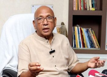 jamsheedpur pm awas issue- पीएम आवास के लाभुकों को 19 जून को मिल जाएगी फ्लैट की चाबी,मंत्री सुदिव्य सोनू ने विधायक सरयू राय को फोन पर दी जानकारी,फ्लैट के टूट-फूट और मरम्मत के कार्य सरकारी खर्चे पर होंगे jamsheedpur pm awas issue- पीएम आवास के लाभुकों को 19 जून को मिल जाएगी फ्लैट की चाबी,मंत्री सुदिव्य सोनू ने विधायक सरयू राय को फोन पर दी जानकारी,फ्लैट के टूट-फूट और मरम्मत के कार्य सरकारी खर्चे पर होंगे