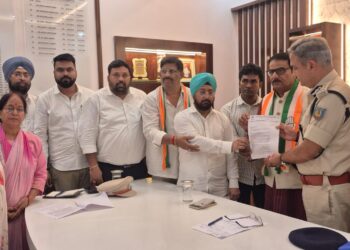 jamshedpur congress meets police adg : जमशेदपुर पहुंचे झारखंड पुलिस के एडीजी से मिला कांग्रेस का उच्चस्तरीय प्रतिनिधिमंडल, बढ़ते अपराध को लेकर दिया अल्टीमेटम