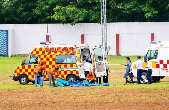 Jamshedpur sonari airport mock drill : टाटा स्टील ने जमशेदपुर एयरपोर्ट पर किया व्यापक आपातकालीन अभ्यास, मॉक ड्रिल में दिखी अलर्टनेस, देखिये – video