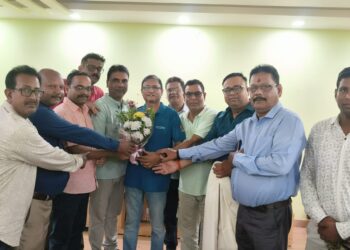 jamshedpur telco chitransh parivar-टाटा मोटर्स हॉस्पिटल के हेड बनने पर संजय लाल श्रीवास्तव का टेल्को चित्रांश परिवार ने किया स्वागत