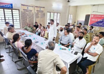jamshedpur rural- चाकुलिया थाना में मुहर्रम को लेकर हुई शांति समिति की बैठक, शांतिपूर्ण व भाईचारगी के साथ पर्व मनाने की अपील jamshedpur rural- चाकुलिया थाना में मुहर्रम को लेकर हुई शांति समिति की बैठक, शांतिपूर्ण व भाईचारगी के साथ पर्व मनाने की अपील