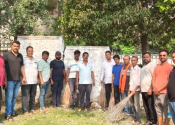 jamshedpur bjp : मोदी सरकार के 12 वर्ष पूर्ण होने पर भाजपा गोलमुरी मंडल ने चलाया वृहद स्वच्छता अभियान, ‘एक पेड़ मां के नाम’ अभियान के तहत पौधारोपण कर पर्यावरण संरक्षण का दिया संदेश