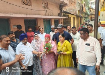 jamshedpur jugsalai development : जुगसलाई में सड़क एवं नाली निर्माण योजनाओं का नगर परिषद अध्यक्ष ने किया शिलान्यास, योजनाओं पर 30 लाख रुपये से अधिक खर्च होंगे, विभिन्न वार्डों के लोगों को मिलेगी सुविधा jamshedpur jugsalai development : जुगसलाई में सड़क एवं नाली निर्माण योजनाओं का नगर परिषद अध्यक्ष ने किया शिलान्यास, योजनाओं पर 30 लाख रुपये से अधिक खर्च होंगे, विभिन्न वार्डों के लोगों को मिलेगी सुविधा