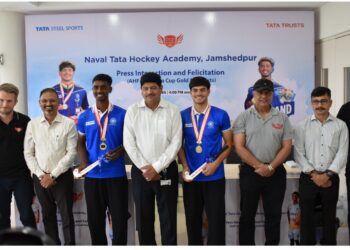 tata steel hockey : नवल टाटा हॉकी एकेडमी के स्टार खिलाड़ियों को एशिया कप में स्वर्णिम सफलता पर किया गया सम्मानित, टाटा स्टील ने दो युवा हॉकी प्रतिभाओं की उपलब्धि का मनाया जश्न tata steel hockey : नवल टाटा हॉकी एकेडमी के स्टार खिलाड़ियों को एशिया कप में स्वर्णिम सफलता पर किया गया सम्मानित, टाटा स्टील ने दो युवा हॉकी प्रतिभाओं की उपलब्धि का मनाया जश्न