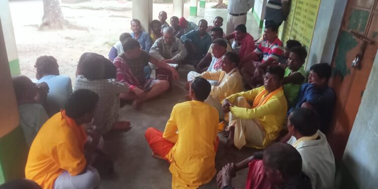 jamshedpur rural- चाकुलिया के कन्हाईश्वर पहाड़ पूजा 4 जुलाई को, ग्राम प्रधानों की हुई बैठक में लिया गया निर्णय jamshedpur rural- चाकुलिया के कन्हाईश्वर पहाड़ पूजा 4 जुलाई को, ग्राम प्रधानों की हुई बैठक में लिया गया निर्णय