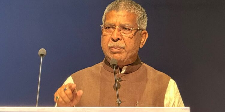 jharkhand bjp : भाजपा का कांग्रेस पर करारा हमला, प्रदेश अध्यक्ष आदित्य साहू ने कहा – कितनी भी दुर्गति हो जाय, सत्ता से चिपके रहना कांग्रेस का स्वभाव jharkhand bjp : भाजपा का कांग्रेस पर करारा हमला, प्रदेश अध्यक्ष आदित्य साहू ने कहा – कितनी भी दुर्गति हो जाय, सत्ता से चिपके रहना कांग्रेस का स्वभाव