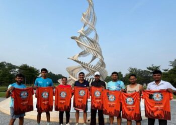 Jamshedpur fitness : फिटनेस की नई पहचान बना “जमशेदपुर रनइंजीनियर्स”, आधिकारिक टी-शर्ट का हुआ भव्य लोकार्पण