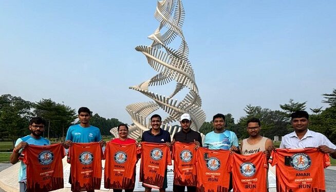 Jamshedpur fitness : फिटनेस की नई पहचान बना “जमशेदपुर रनइंजीनियर्स”, आधिकारिक टी-शर्ट का हुआ भव्य लोकार्पण