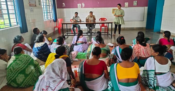 Jamshedpur rural training program – चाकुलिया सामुदायिक स्वास्थ्य केंद्र में पल्स पोलियों का दिया गया प्रशिक्षण
