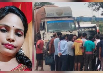 Saraikela accident – कोलाबिरा में तेज रफ्तार हाइवा ने बाइक सवार को मारी टक्कर, महिला की मौत, दूसरा गंभीर, आक्रोशित ग्रामीणों ने किया सड़क जाम Saraikela accident – कोलाबिरा में तेज रफ्तार हाइवा ने बाइक सवार को मारी टक्कर, महिला की मौत, दूसरा गंभीर, आक्रोशित ग्रामीणों ने किया सड़क जाम
