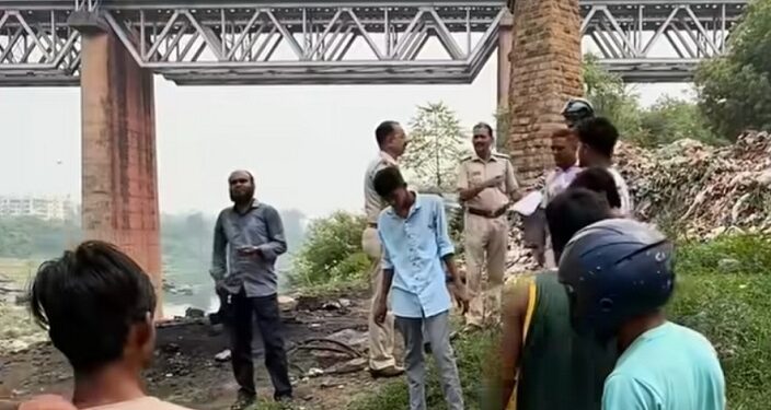 Jamshedpur body found – जुगसलाई रेलवे ओवरब्रिज पर अज्ञात शव मिलने से सनसनी, हत्या या आत्महत्या कारणों की तफ्तीश में जुटी पुलिस