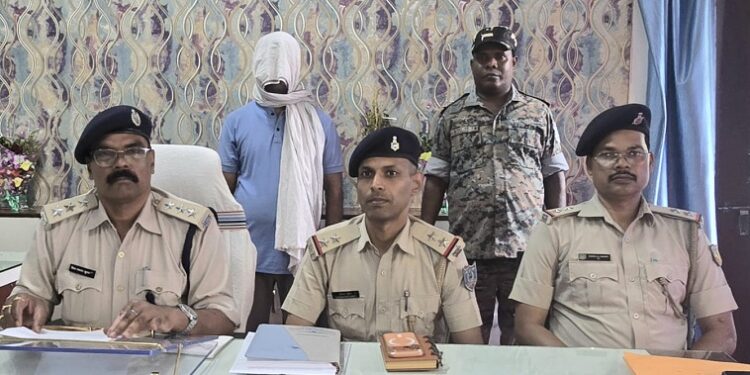 Jamshedpur border area police action – कपाली फायरिंग मामले में मुख्य आरोपी पश्चिम बंगाल से गिरफ्तार, रहा है आपराधिक इतिहास