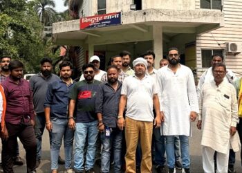 Jamshedpur karni sena : बिष्टुपुर जानलेवा हमला मामले में आरोपियों की गिरफ्तारी में देरी पर करणी सेना का फूटा आक्रोश, ड्यूटी पर तैनात पुलिसकर्मियों को भी निलंबित करने की मांग
