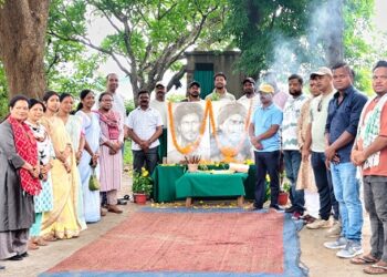 Jamshedpur hul diwas : कीताडीह ग्रामसभा में मना हूल दिवस, शहीदों को दी गयी श्रद्धांजलि