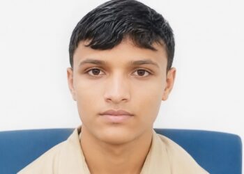 Jamshedpur border area suicide : कपाली में 16 वर्षीय छात्रा ने फांसी लगाकर दी जान, घर पर थी अकेली