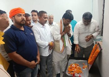 Jamshedpur bjp sonari : भाजपा के सोनारी मंडल के शक्ति केंद्र में मनाया बलिदान दिवस, पितृ पुरुष डॉ श्यामा प्रसाद मुखर्जी को दी श्रद्धांजलि