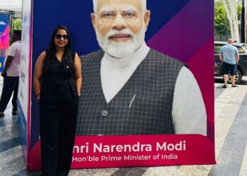 Jamshedpur proud : “ब्रिक्स मंच” पर चमकी जमशेदपुर की कला, सुमन प्रसाद ने बढ़ाया झारखंड का मान Jamshedpur proud : “ब्रिक्स मंच” पर चमकी जमशेदपुर की कला, सुमन प्रसाद ने बढ़ाया झारखंड का मान