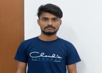 Jamshedpur police action : परसुडीह में चोरी की बाइक के साथ शातिर अपराधी गिरफ्तार, ब्राउन शुगर तस्करी मामले में भी जा चका है जेल Jamshedpur police action : परसुडीह में चोरी की बाइक के साथ शातिर अपराधी गिरफ्तार, ब्राउन शुगर तस्करी मामले में भी जा चका है जेल