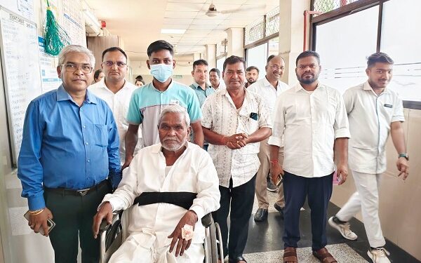 Jharkhand ex chief minister champai soren admitted in hospital : झारखंड के पूर्व मुख्यमंत्री चंपई सोरेन बीमार, टीएमएच लाया गया