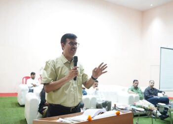 Jamshedpur training program – सिदगोड़ा टाउन हॉल में मतदाता सूची विशेष गहन पुनरीक्षण को लेकर बीएलओ एवं पर्यवेक्षकों का प्रशिक्षण कार्यक्रम आयोजित, उपायुक्त ने कहा : घर-घर सत्यापन एवं मतदाता सूची पुनरीक्षण कार्य में नहीं हो कोई चूक, प्रत्येक पात्र मतदाता का नाम सूची में शामिल करना सुनिश्चित करें