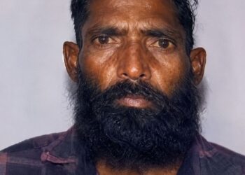 Saraikela tiruldih suspicious death : तिरुलडीह में संदिग्ध परिस्थितियों में सड़क किनारे मिला शव, गुरुवार सुबह दोस्त के साथ निकले थे घर से