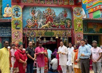 Jamshedpur bjp – पूर्व मंत्री भानुप्रताप शाही और दिनेश कुमार ने रंकिनी मंदिर में की पूजा-अर्चना, प्रदेश व क्षेत्र की सुख-समृद्धि की कामना की
