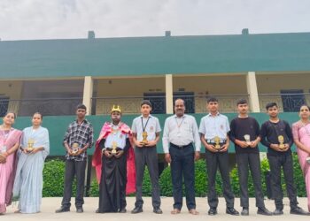Xavier public school dorkasai : जेवियर पब्लिक स्कूल डोरकासाई के छात्रों ने नुक्कड़ नाटक से दिया नशामुक्ति का संदेश