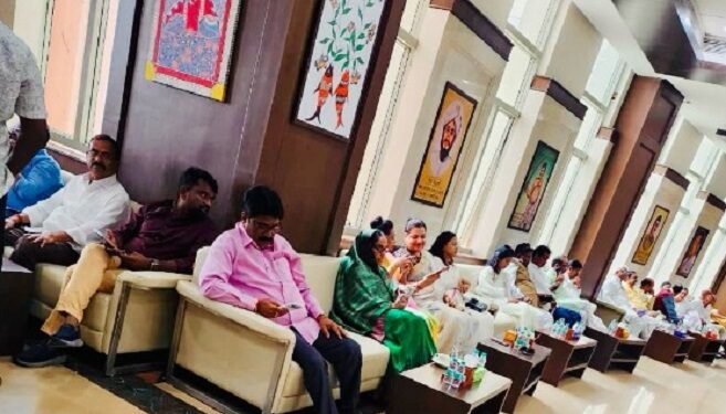 Jharkhand rajyasabha election : झारखंड के राज्यसभा के दो सीट के लिए मतदान पूरी, मतगणना अब होगी शुरू, झामुमो और कांग्रेस प्रत्याशी की जीत के आंकड़े मौजूद, भाजपा को अदृश्य चमत्कार की उम्मीद