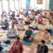 Jamshedpur satyanand yog kendra : गोलमुरी क्लब में 80 साधको ने एक साथ किया योग व साधना, सत्यानंद योग केंद्र की पहल पर जुटे लोग