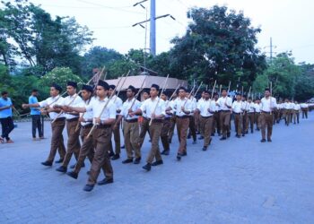 Jamshedpur rss – जमशेदपुर में आरएसएस के शिक्षा वर्ग का भव्य पथ संचलन, स्वयंसेवकों ने एकता व राष्ट्रभक्ति का दिया संदेश