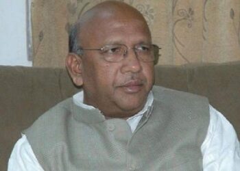jamshedpur mla saryu roy attack : डेढ़ दर्जन से ज्यादा निविदाओं को बिना कारण रद करना पीडब्ल्यूडी कोड के खिलाफ, जिम्मेदार प्राधिकारी के खिलाफ हो कठोर कार्रवाई, विधायक सरयू राय विधानसभा सत्र में उठाएंगे मामला, दोषियों पर कार्रवाई की मांग करेंगे jamshedpur mla saryu roy attack : डेढ़ दर्जन से ज्यादा निविदाओं को बिना कारण रद करना पीडब्ल्यूडी कोड के खिलाफ, जिम्मेदार प्राधिकारी के खिलाफ हो कठोर कार्रवाई, विधायक सरयू राय विधानसभा सत्र में उठाएंगे मामला, दोषियों पर कार्रवाई की मांग करेंगे